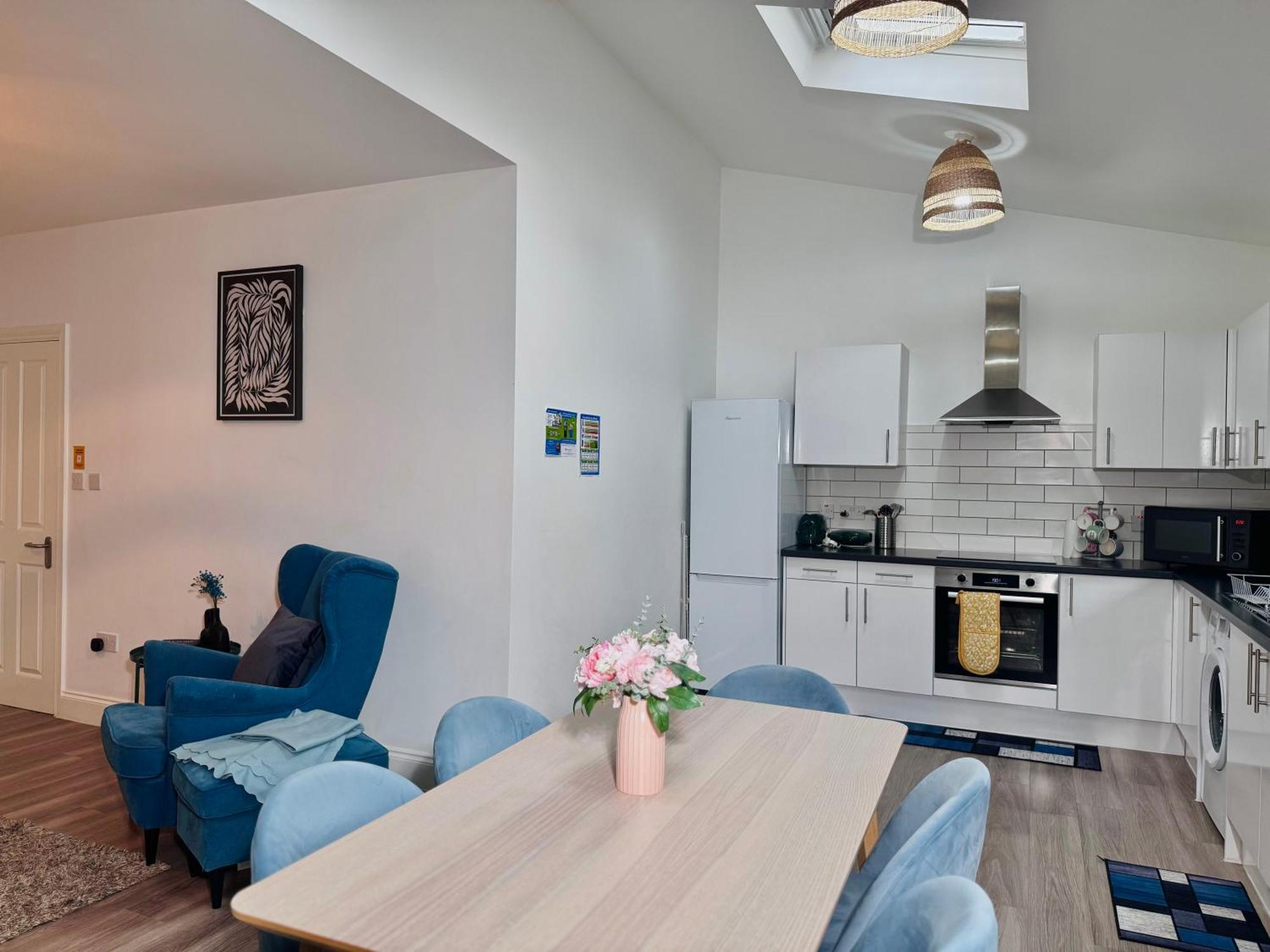 Cosy 1-Bed Flat 30Min To Central London & Parking Esterno foto