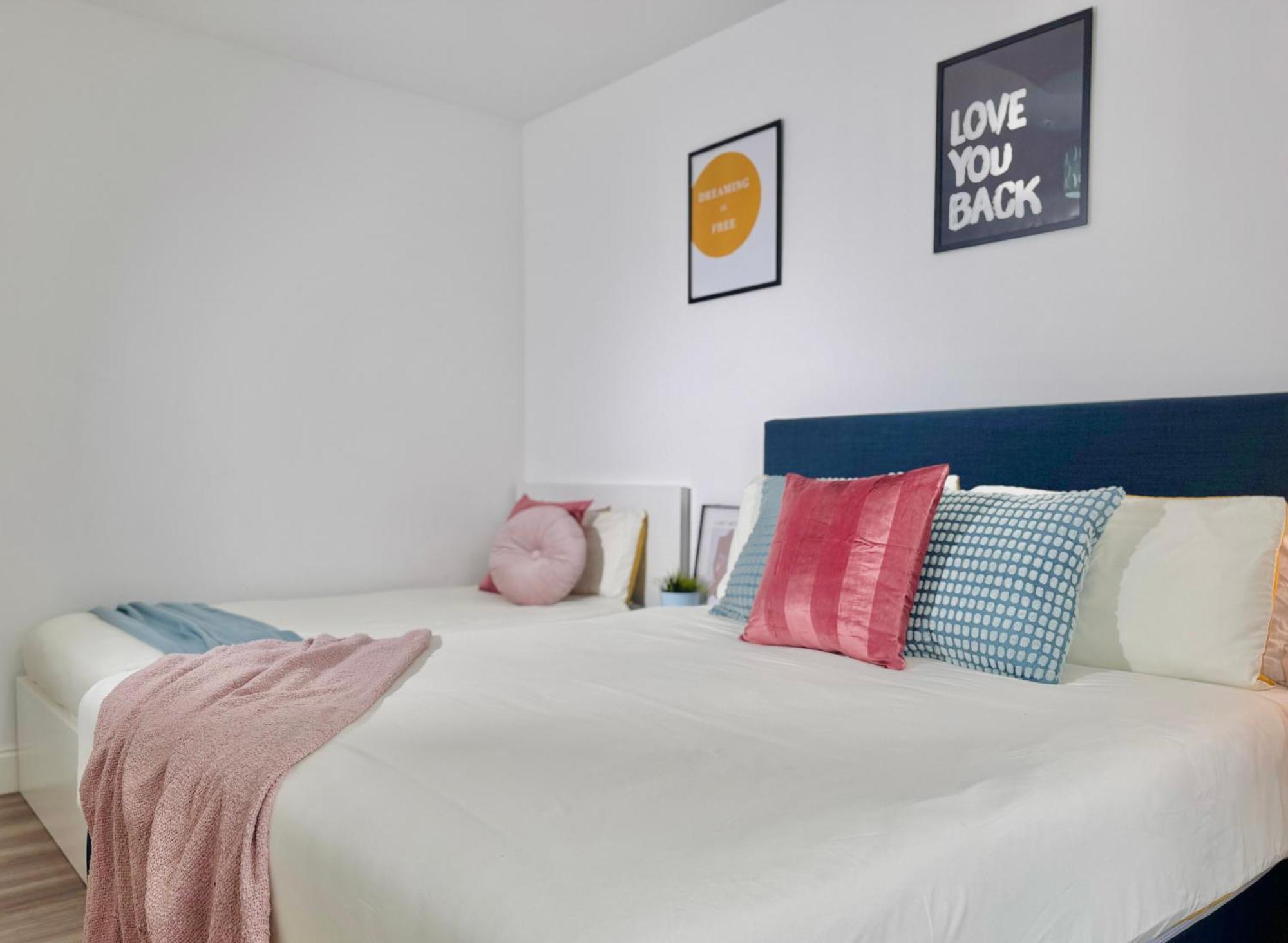 Cosy 1-Bed Flat 30Min To Central London & Parking Esterno foto