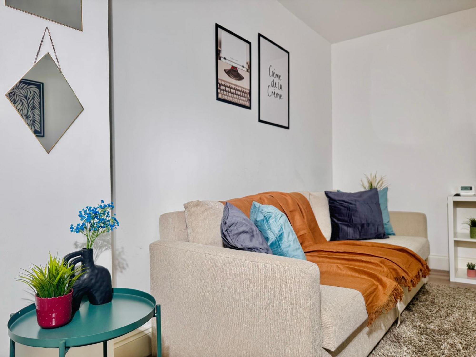 Cosy 1-Bed Flat 30Min To Central London & Parking Esterno foto